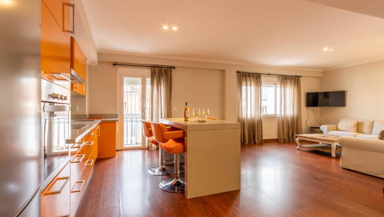 Apartamento Arenal - 3 Habitaciones Севилья Экстерьер фото