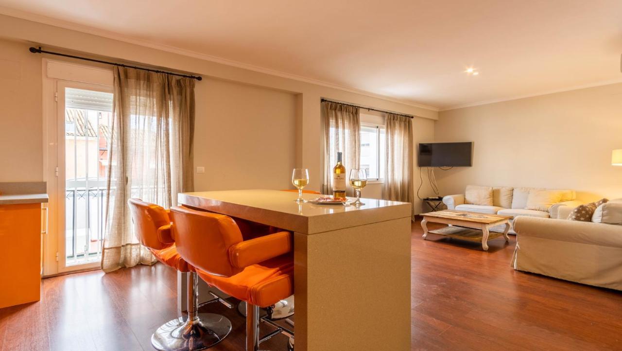 Apartamento Arenal - 3 Habitaciones Севилья Экстерьер фото